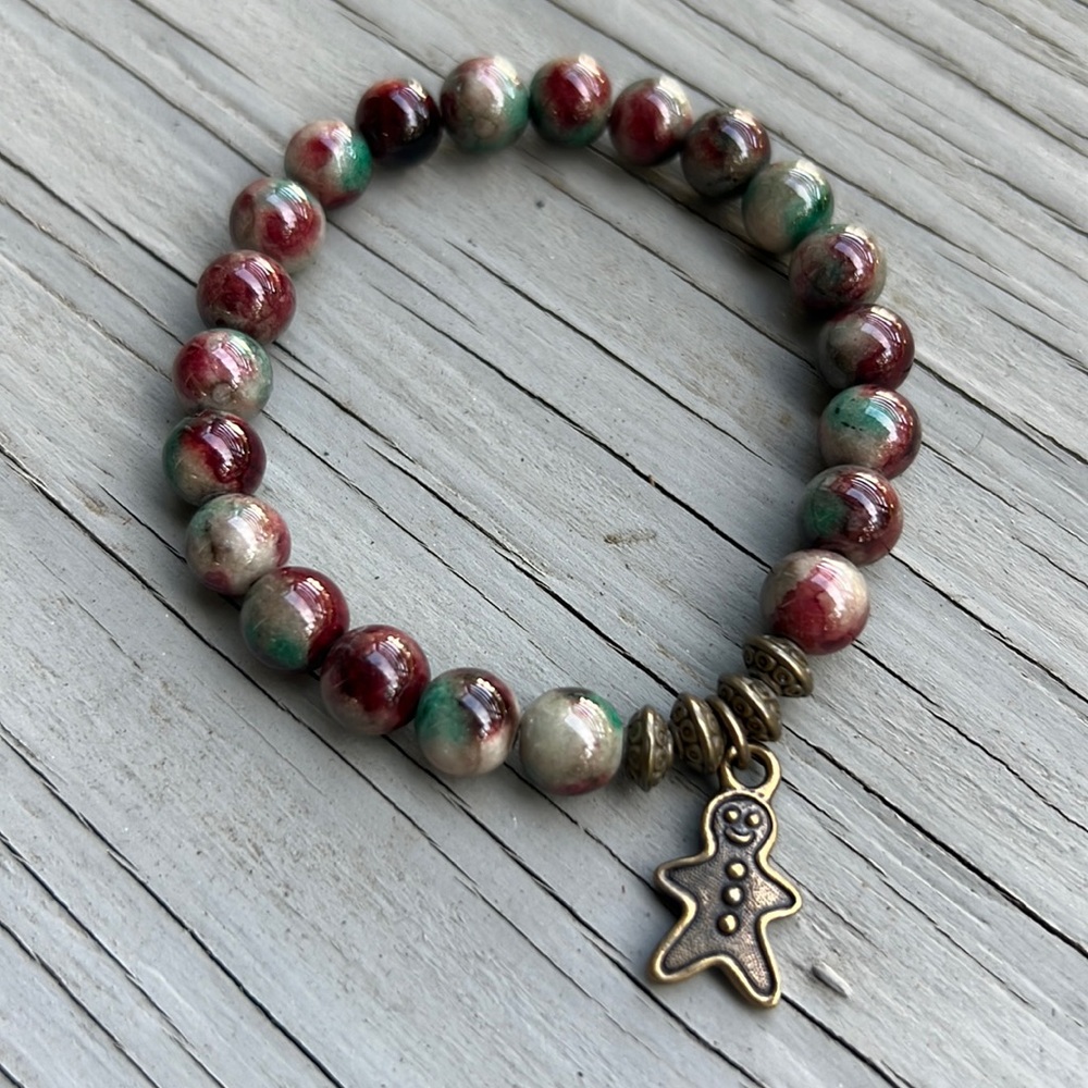 Beaded Stretch Bracelet with Gingerbread Man Charm